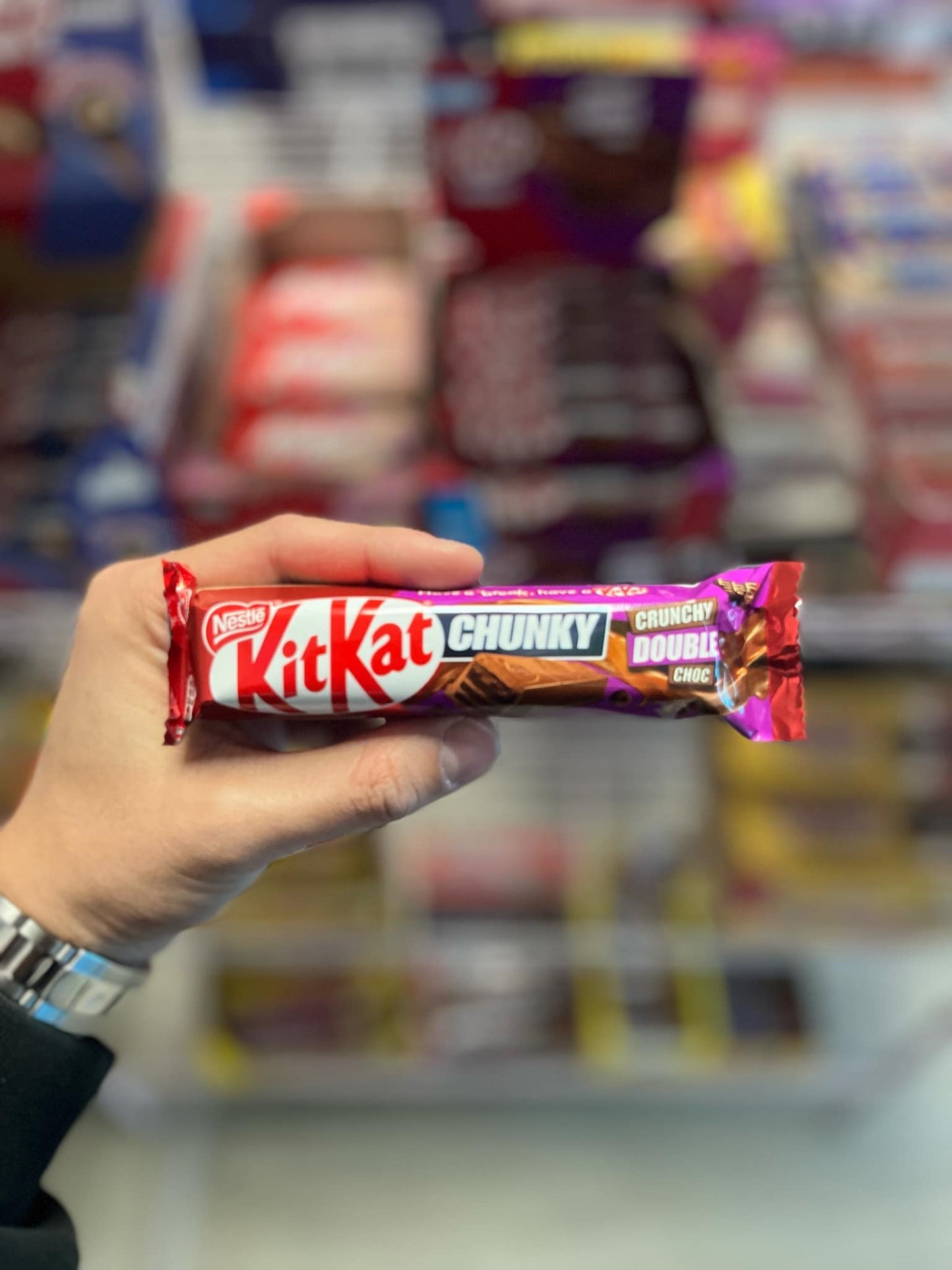 (UK) KITKAT CHUNKY CRUNCHY DOUBLE CHOC🍫✨- 42G