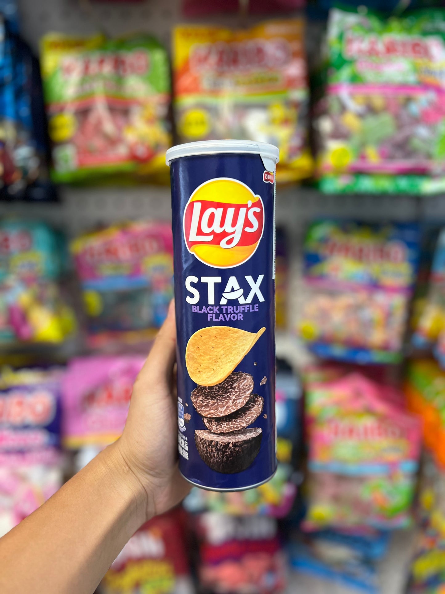 (Korea) Lays Stax Black Truffle Flavour – Limited Korea Edition Worldwide Shipping