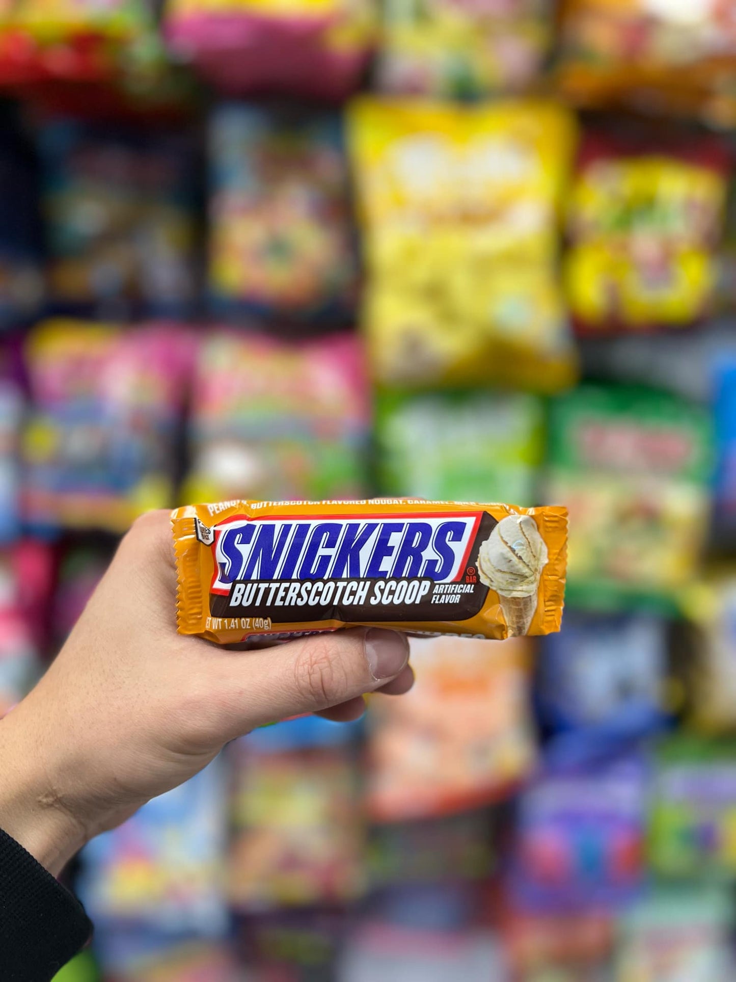 Snickers Butterscotch Scoop – Creamy, Crunchy, and Indulgent Treat