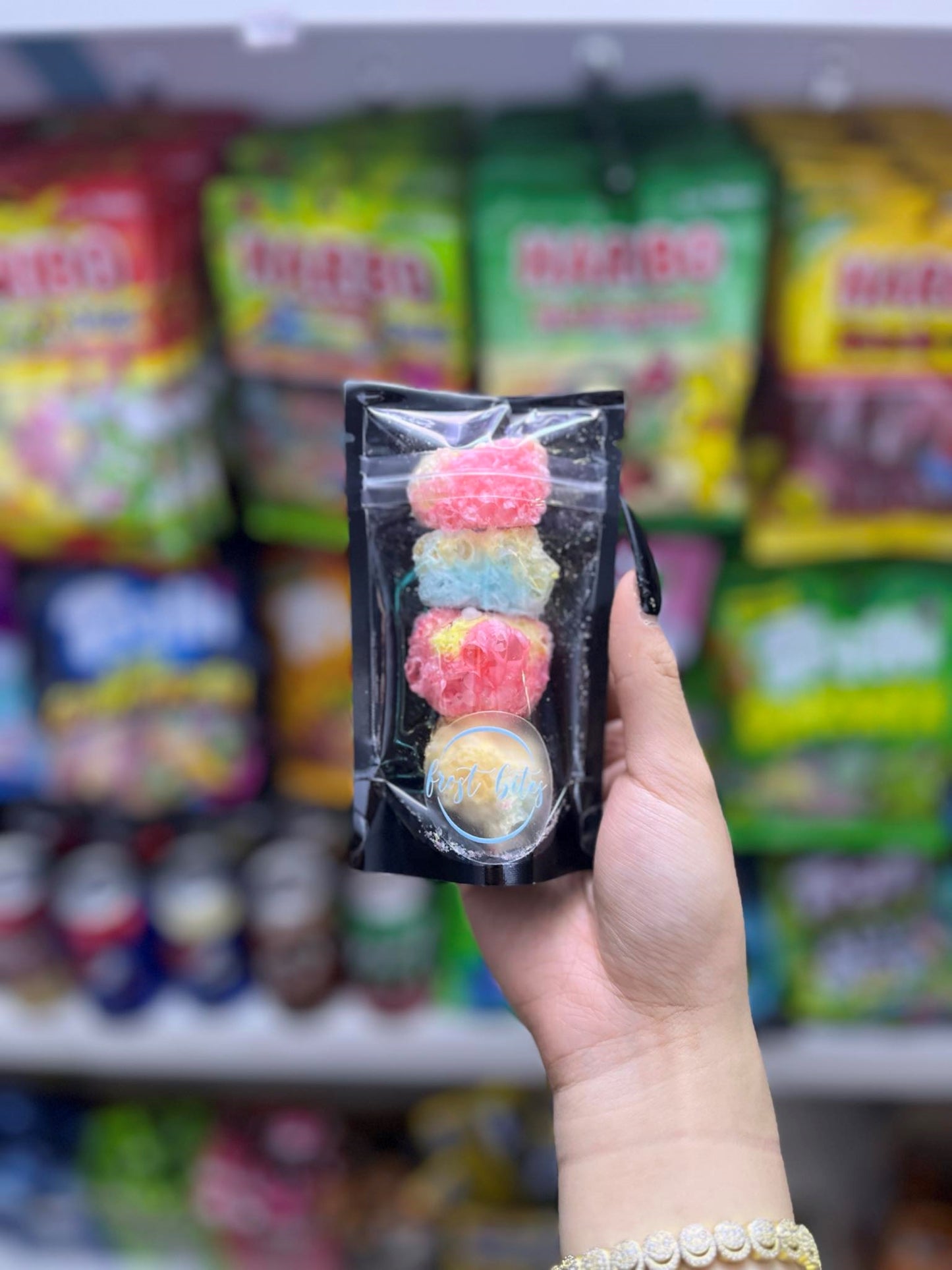 RAINBOW GUMMY BEARS - FREEZE DRIED SWEETS - 18G