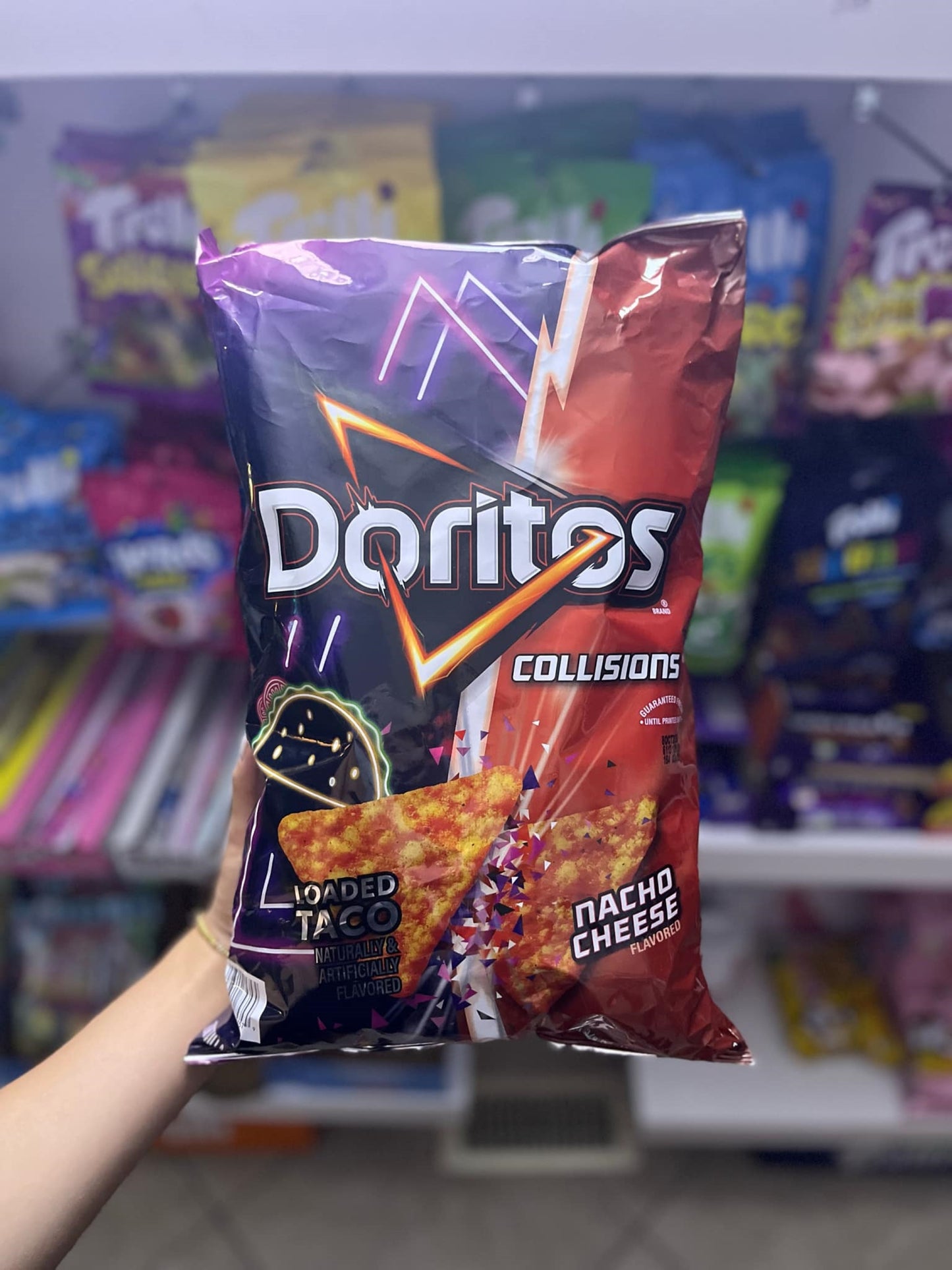 (USA) DORITOS COLLIONS LOADED TACO & NACHO CHEESE - 9OZ