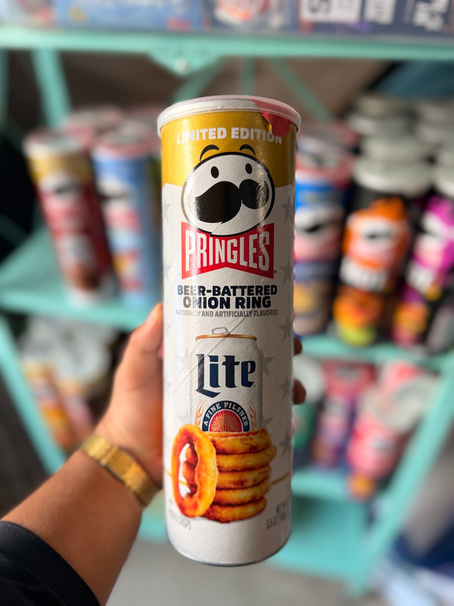 Pringles Beer Battered Onion Ring Potato Crisps 156g | Limited Edition USA Import