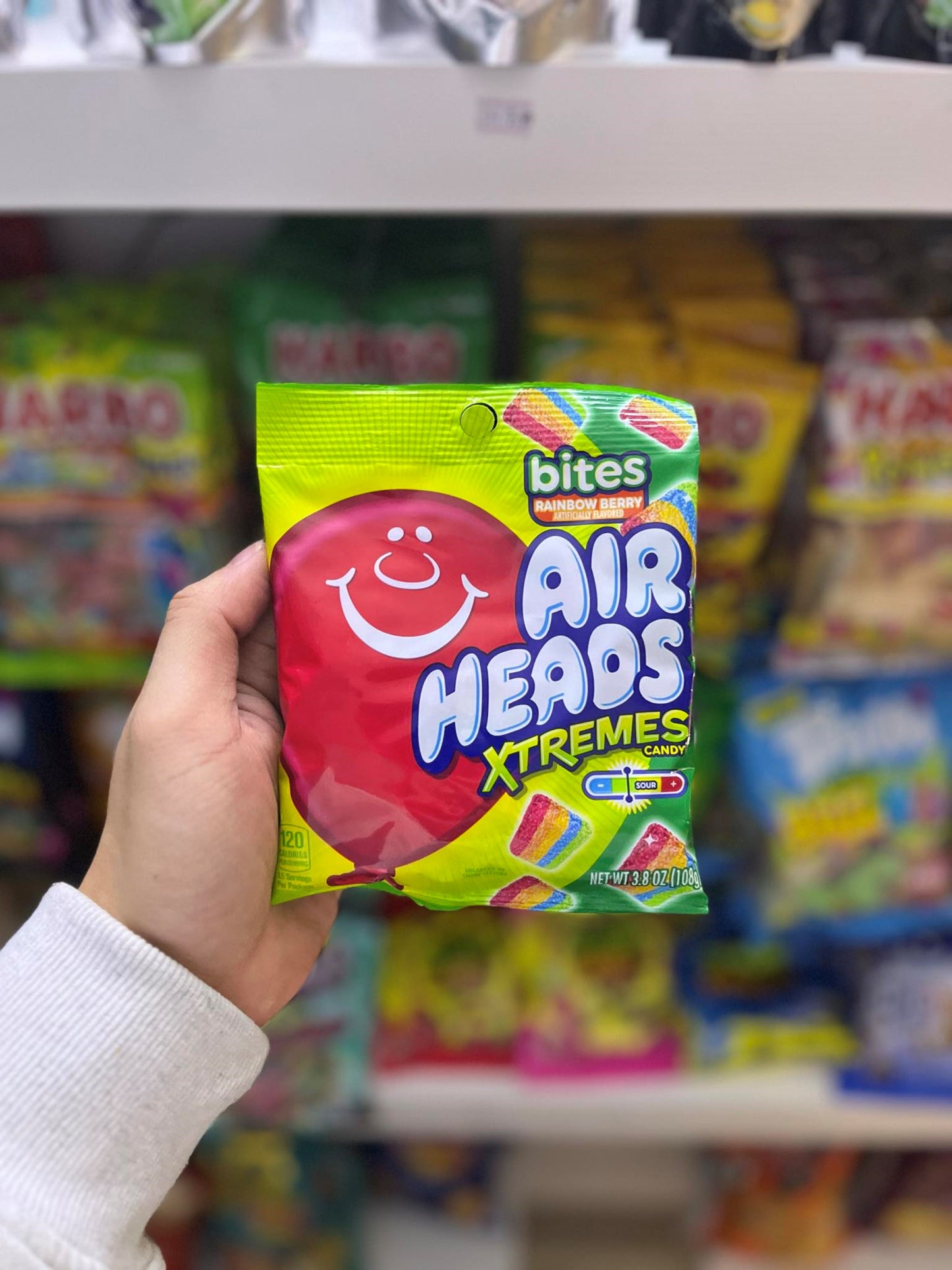 AIR HEADS XTREMES RAINBOW BERRY BITES - 108G