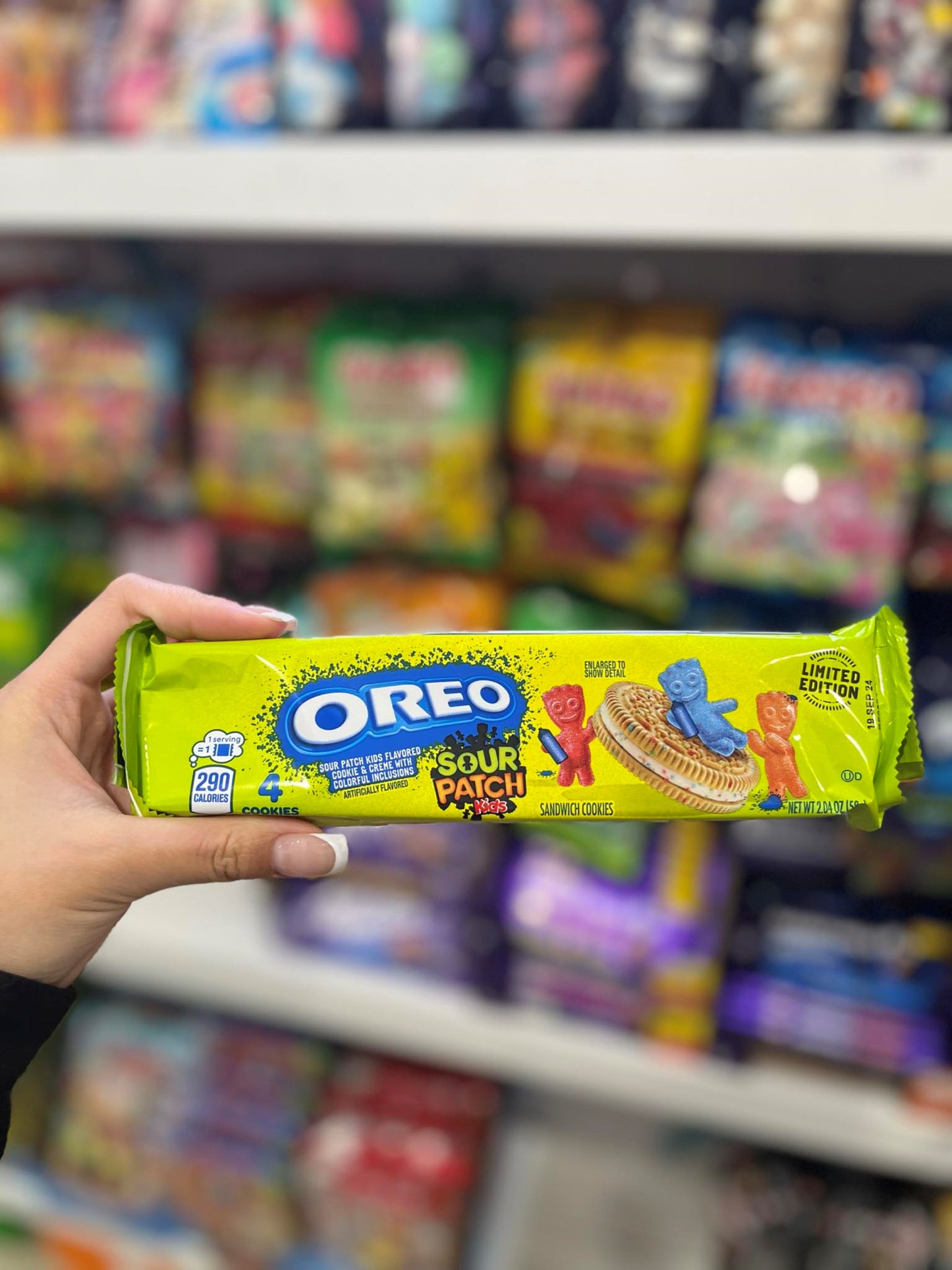OREO X SOUR PATCH KIDS COOKIES (LIMITED EDITION) - 58G