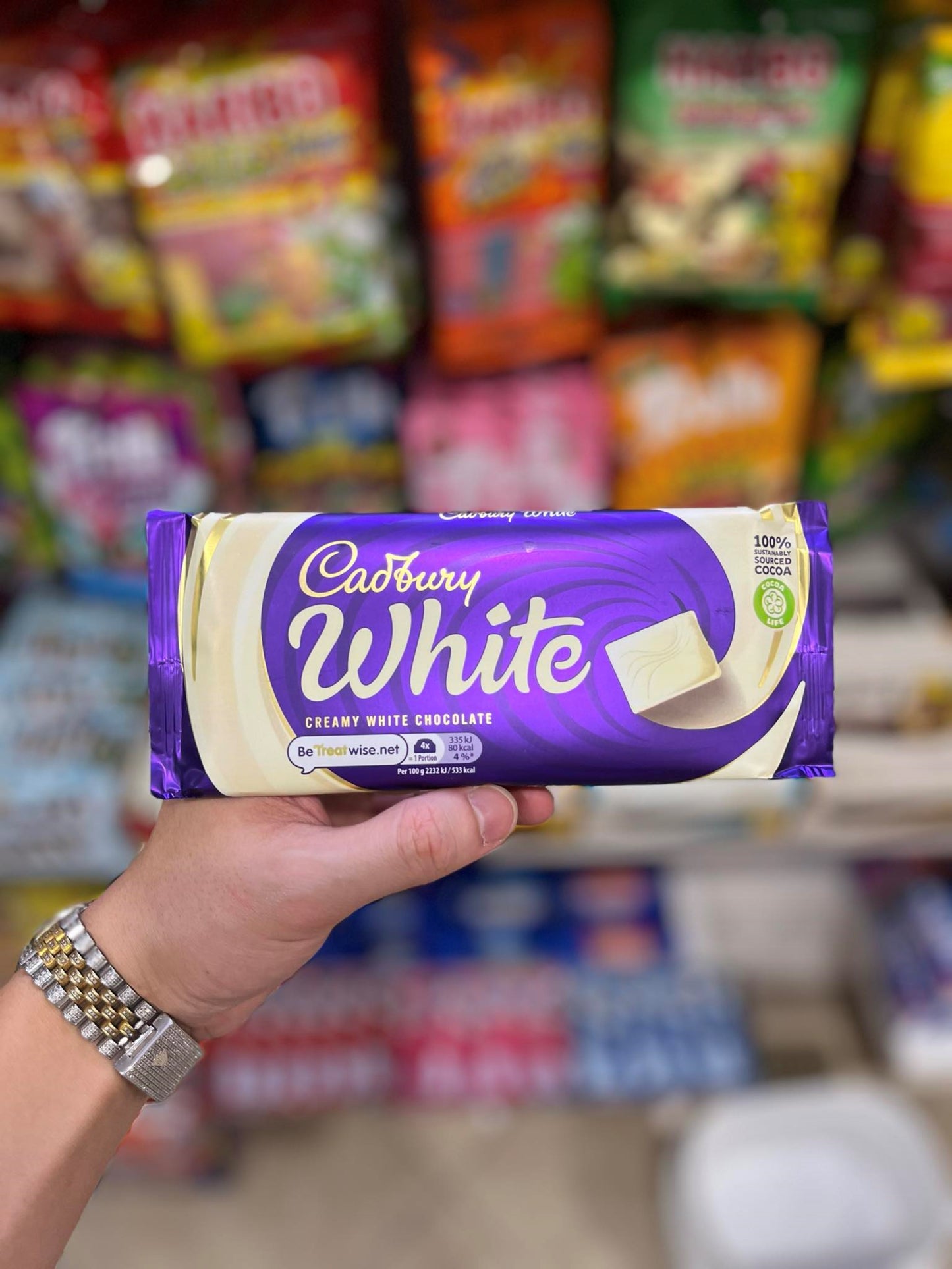 (IRELAND) CADBUDY CREAMY WHITE CHOCOLATE - 90G