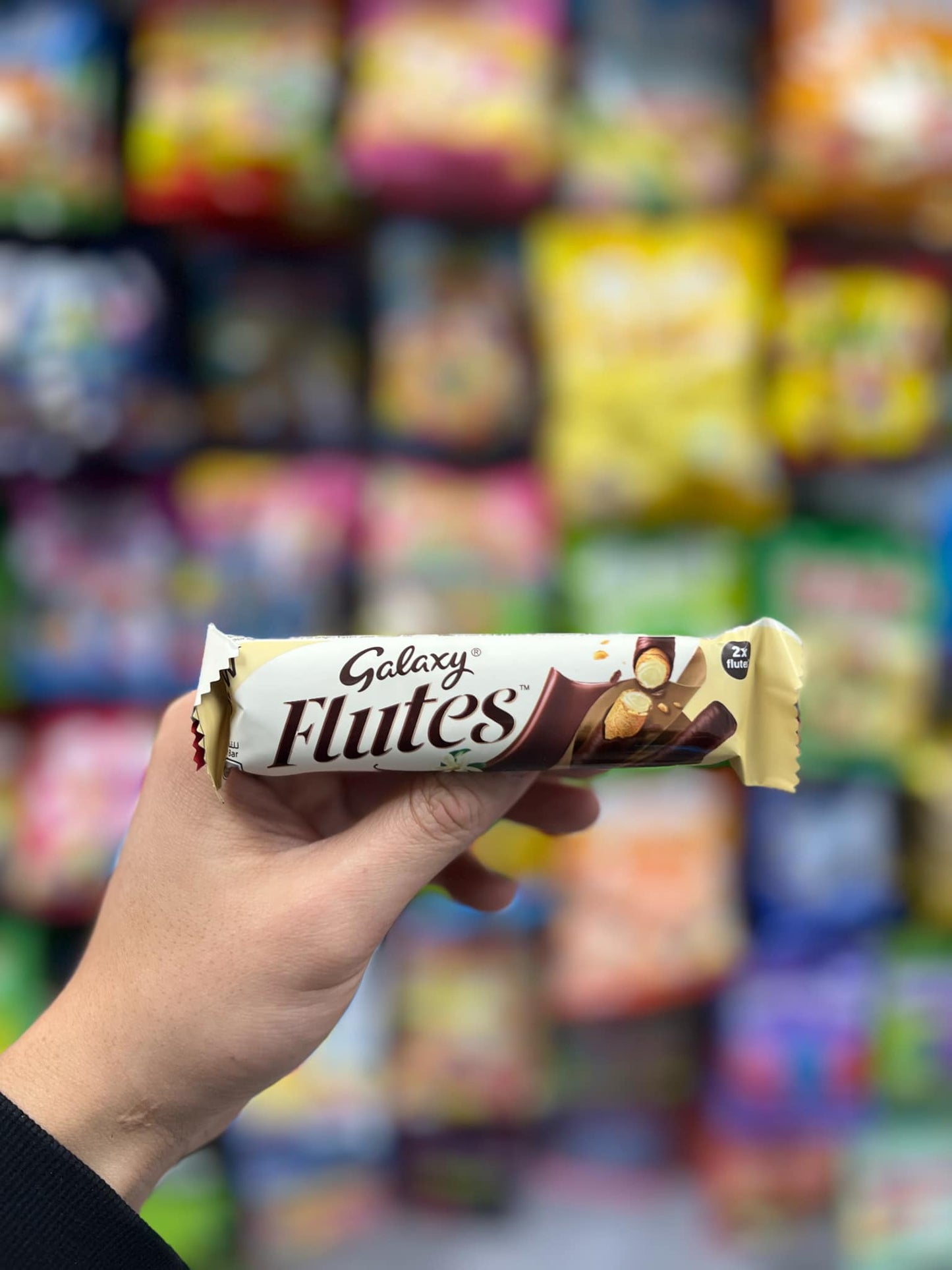 Galaxy Flutes – Light, Crispy Wafer with Smooth Chocolate Filling