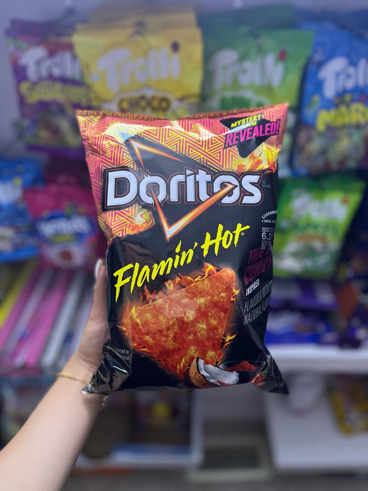 (USA) DORITOS FLAMIN' HOT THAI RED CURRY - 9OZ