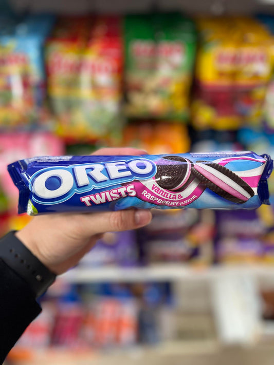 (UK) OREO TWISTS VANILLA & RASPBERRY - 157G