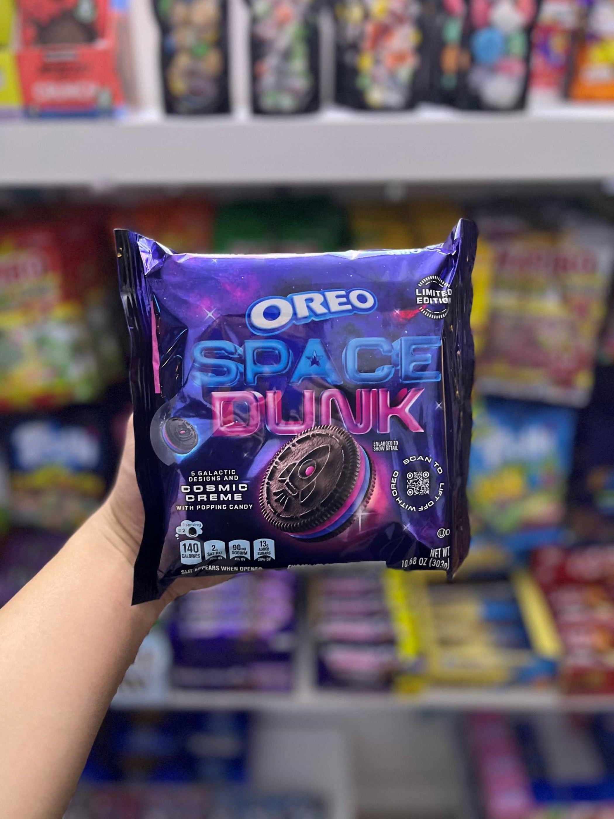 (USA) OREOS SPACE DUNK POPPING CANDY - 10.68OZ – Snack Bar Co