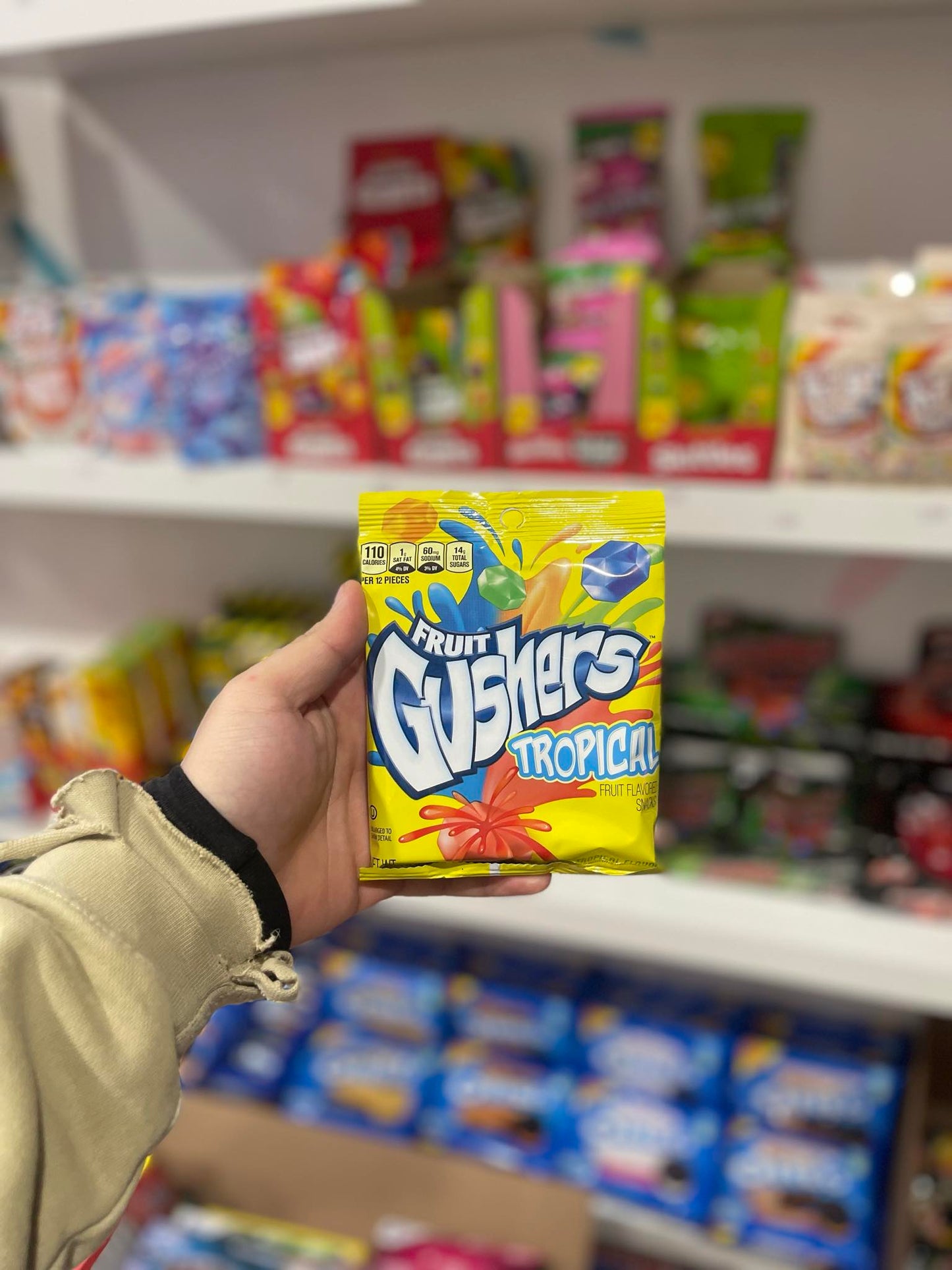 FRUITS GUSHERS TROPICAL (USA) - 120G