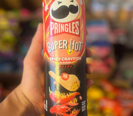 PRINGLES ÉCREVES ÉPICÉES SUPER CHAUDES (CHINE)