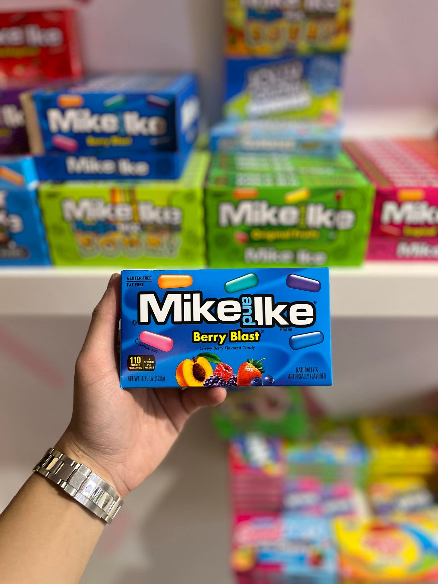 MIKE & IKE BERRY BLAST