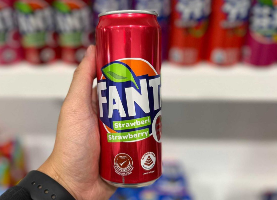 FANTA STRAWBERRY (MALAYSIA) - 320ML