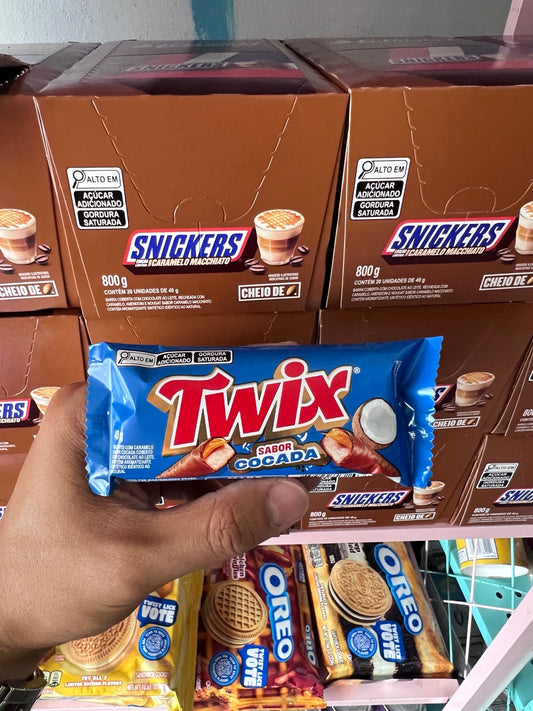 Twix Cocada Coconut Chocolate Bar (Brazil) - 40g